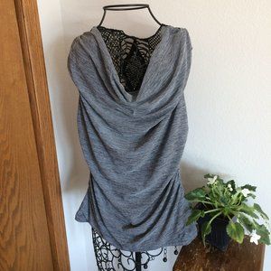 AB Studio Gray & Black Sleeveless Top Size M